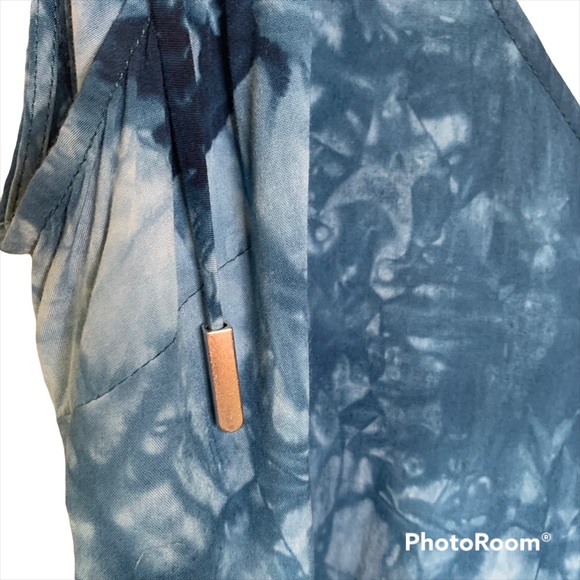 Majorelle Delaney Midi Dress in Blue Tie Dye - Picture 6 of 8